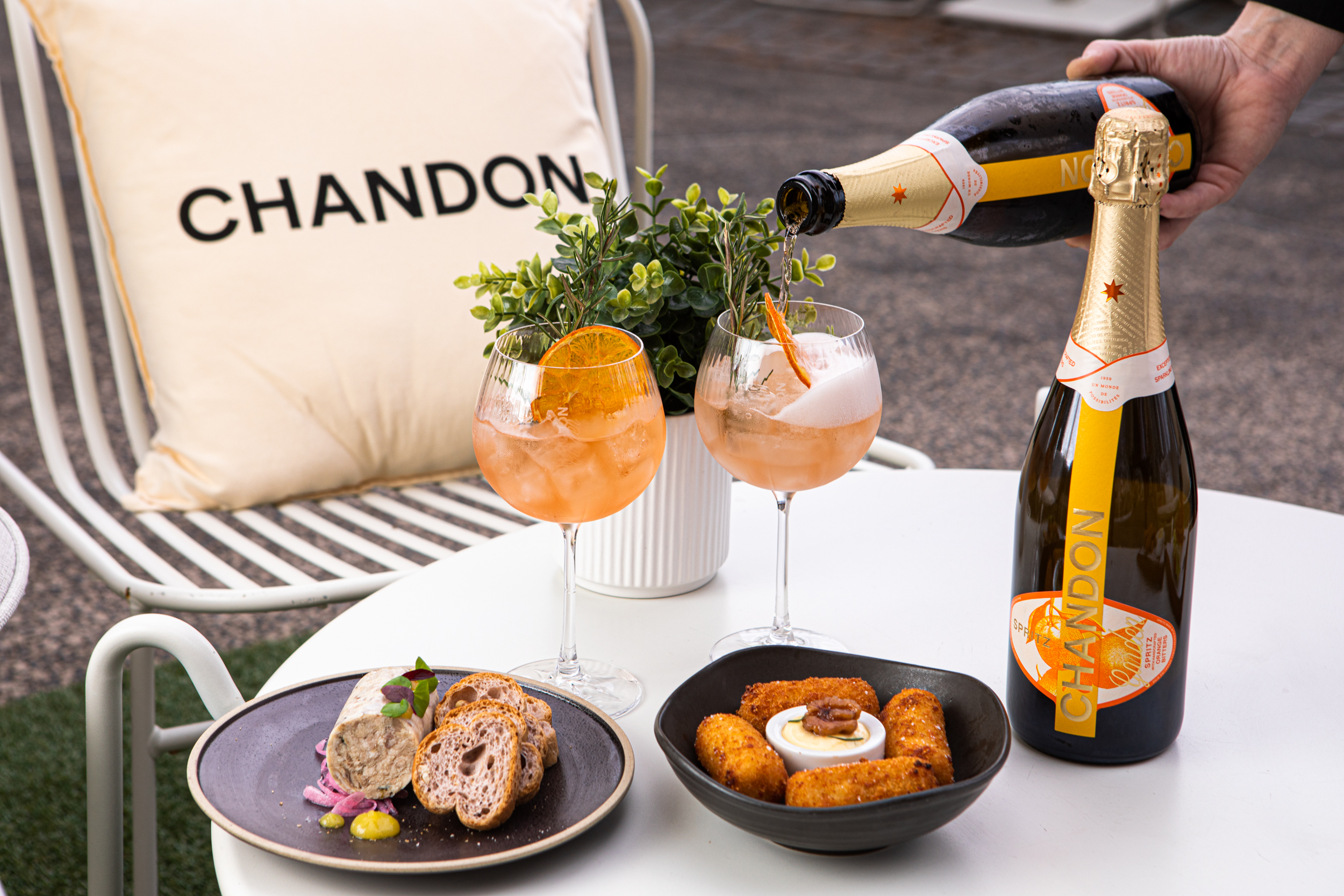 Chandon Garden Spritz Experience, Station Hollywood, Los Angeles